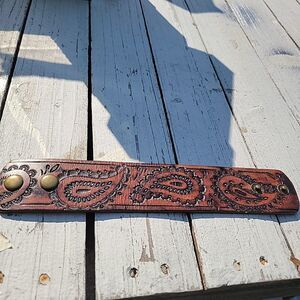 Handcrafted Navajo Choctaw 100% Brown Leather Cuff Bracelet Turquoise Painting